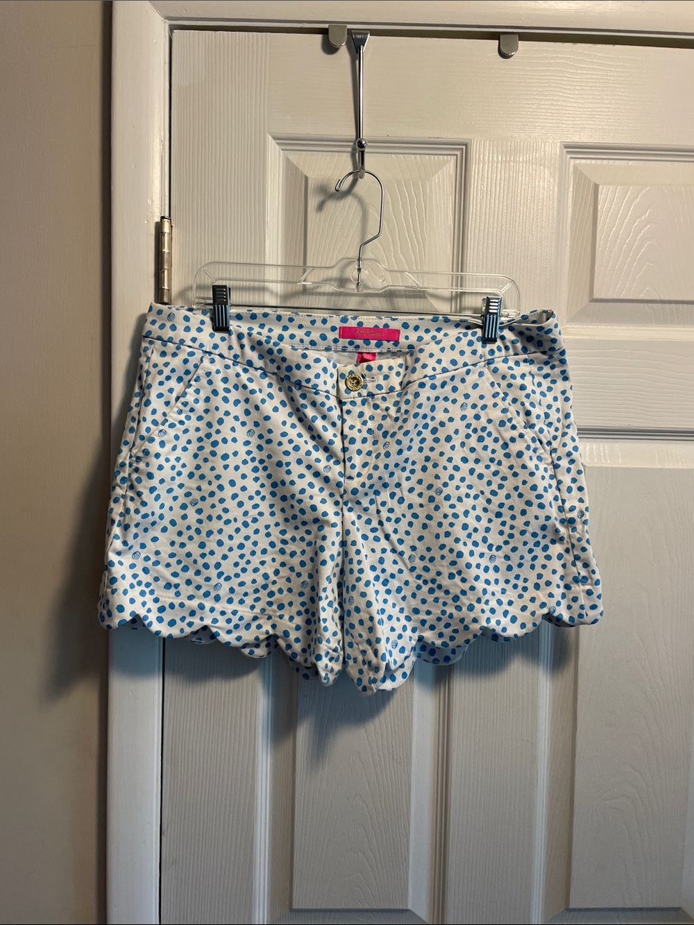 Lilly Pulitzer White Scalloped Hem Shorts with Blue Dot Print